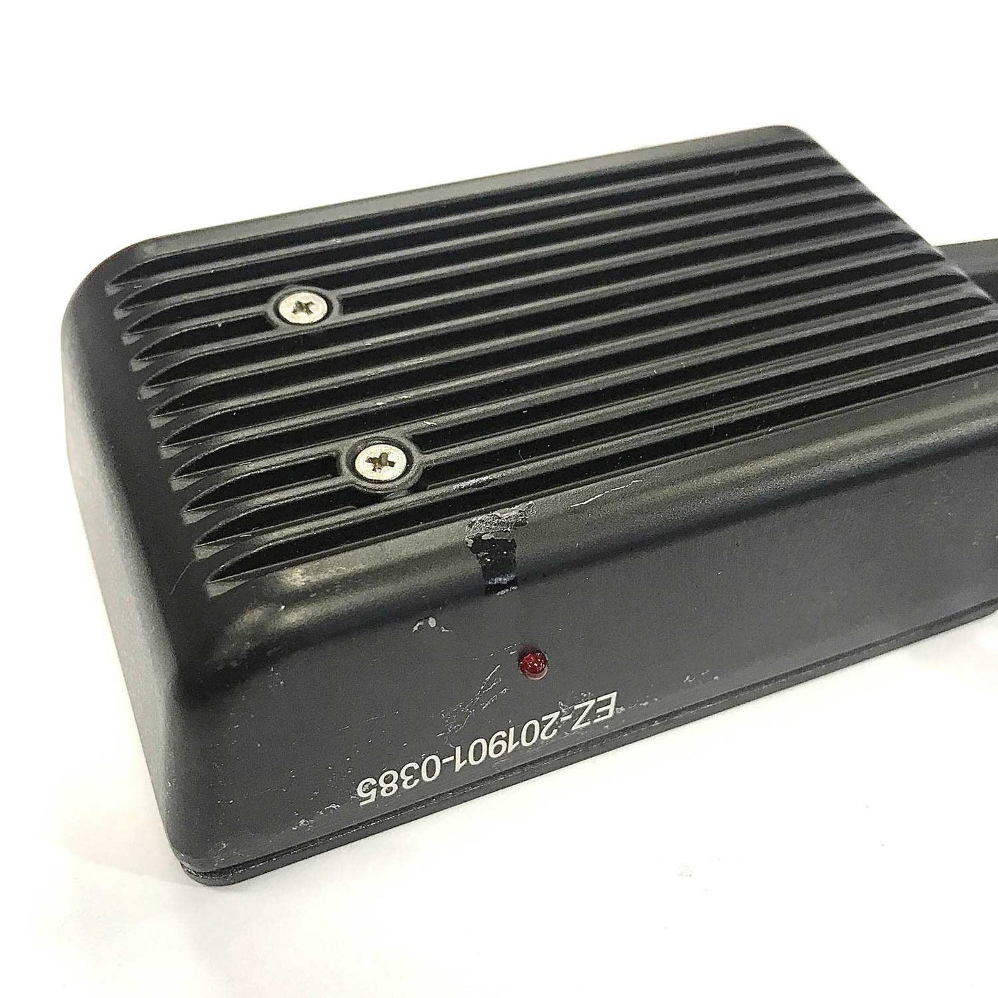 eZee Controller Classic Rwd Black / White Connector