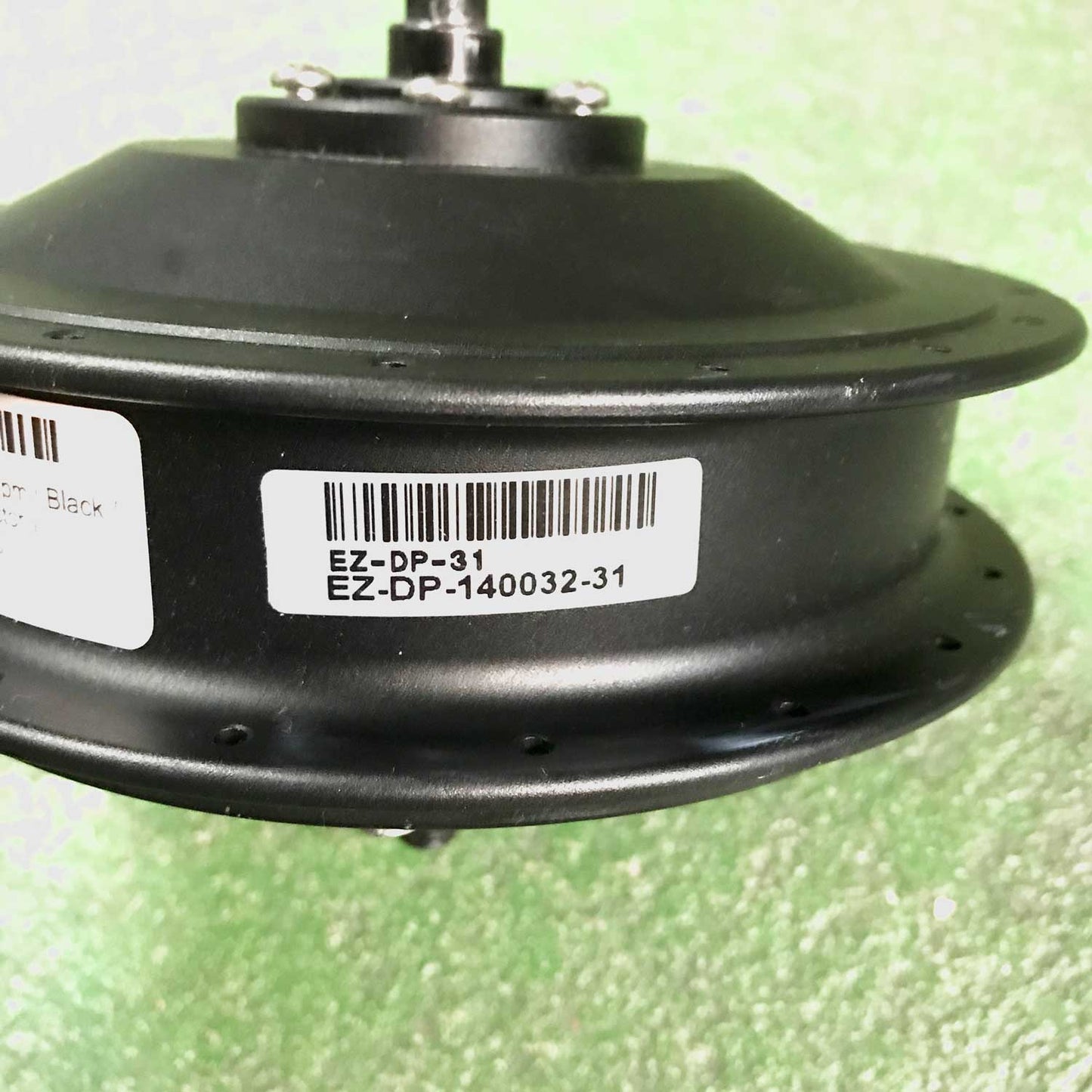 Front Hub Motor 300Rpm ( Black / White Connector )