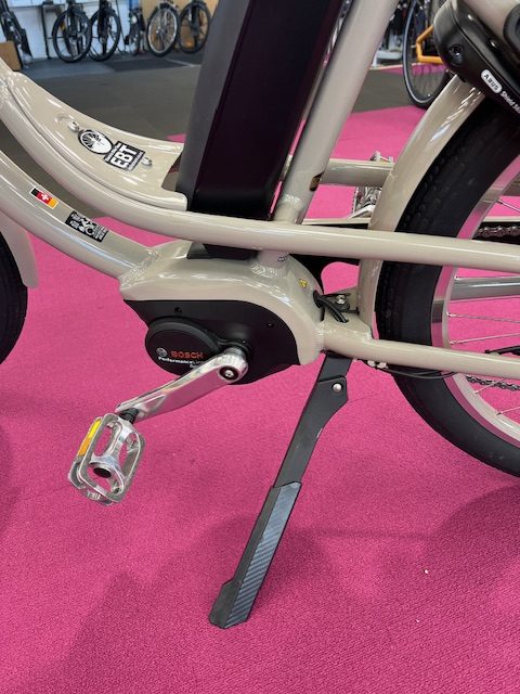 Benno Single Kickstand