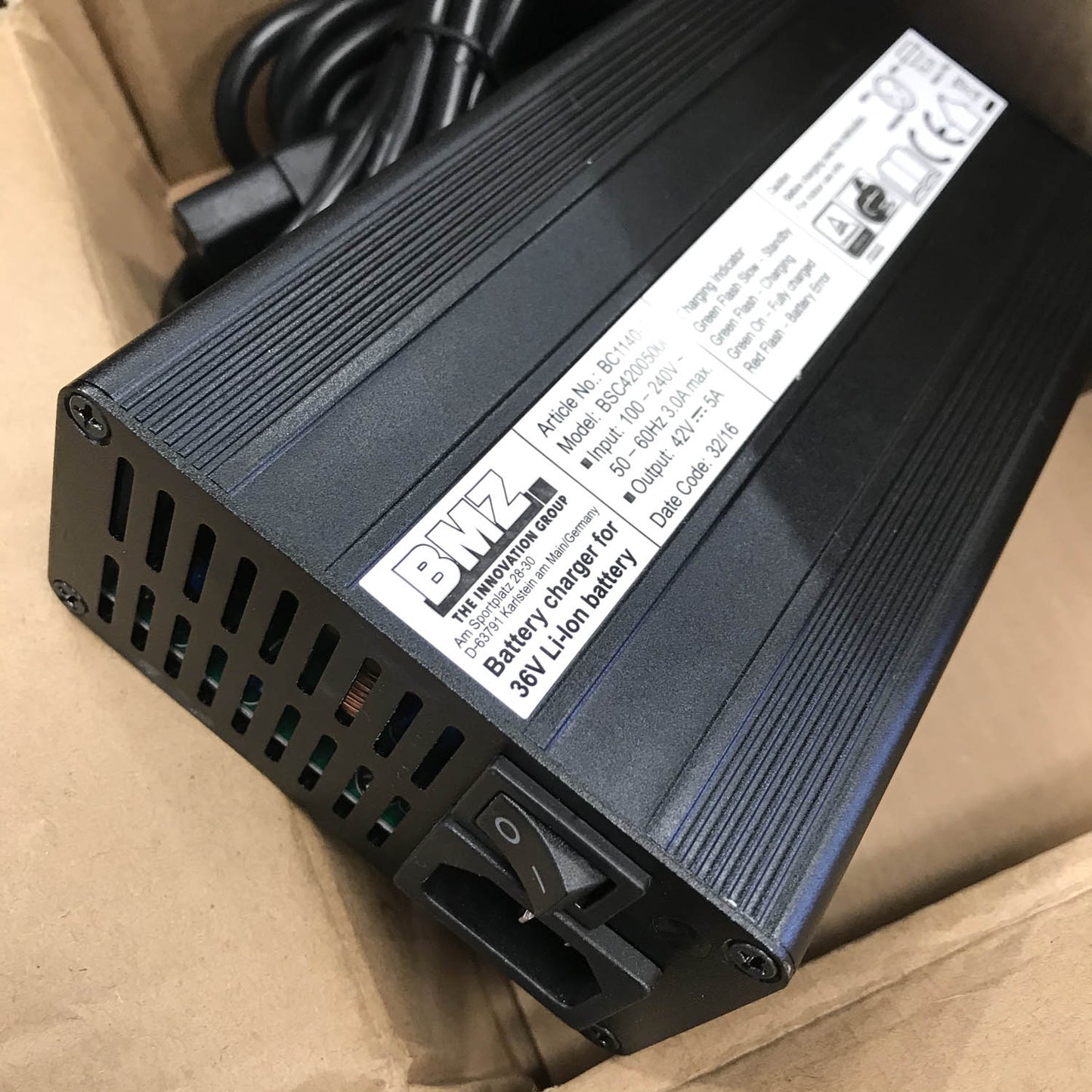 eZee Battery Fast Charger - 5A