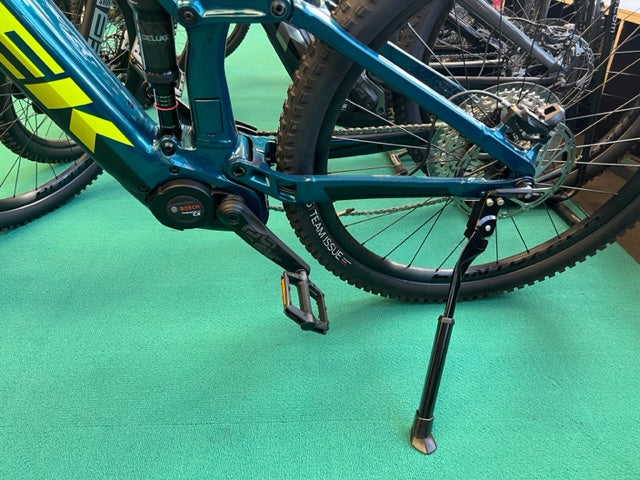 Bontrager Integrated Rear-Mount Alloy Kickstand